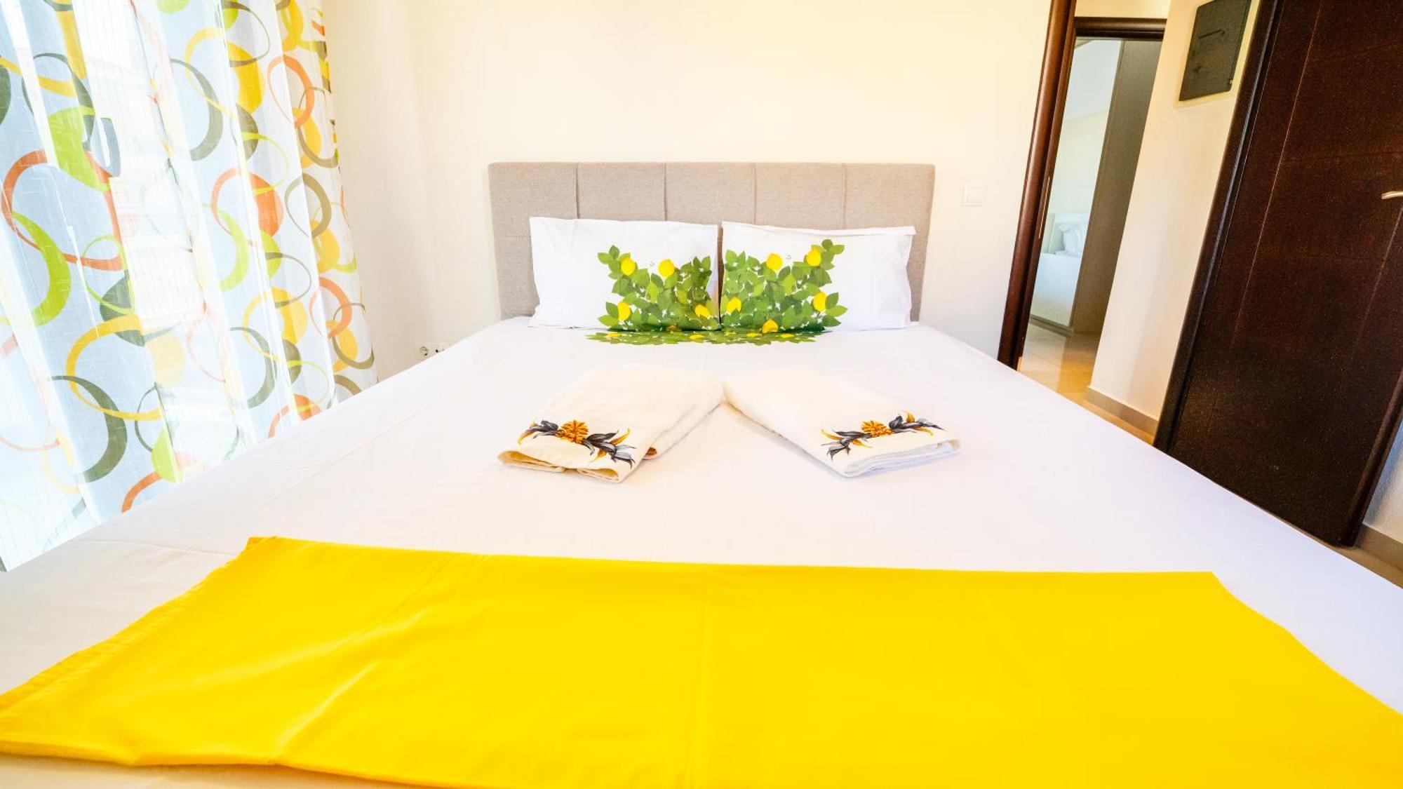 Luxury And Sunny Apartment 250 Mts From The Beach!! Переа Экстерьер фото